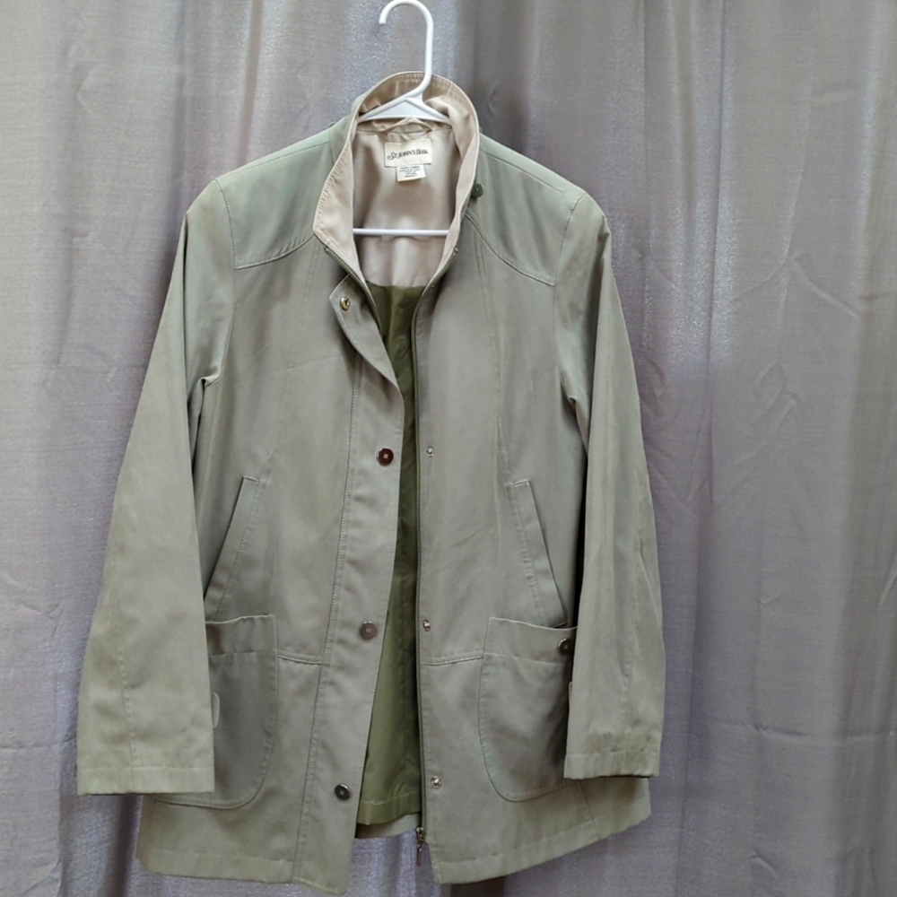 St. John's Bay women's raincoat/jacket